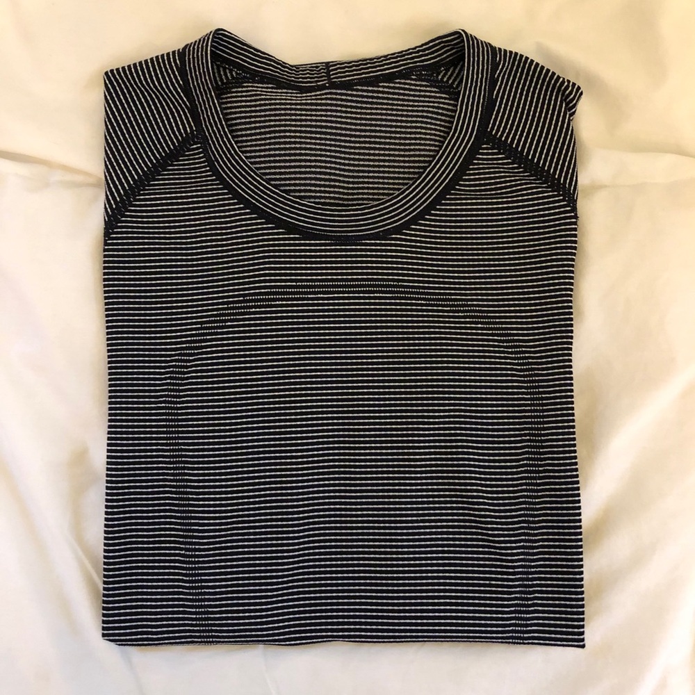 Lululemon Swiftly Tech Short Sleeve Tee